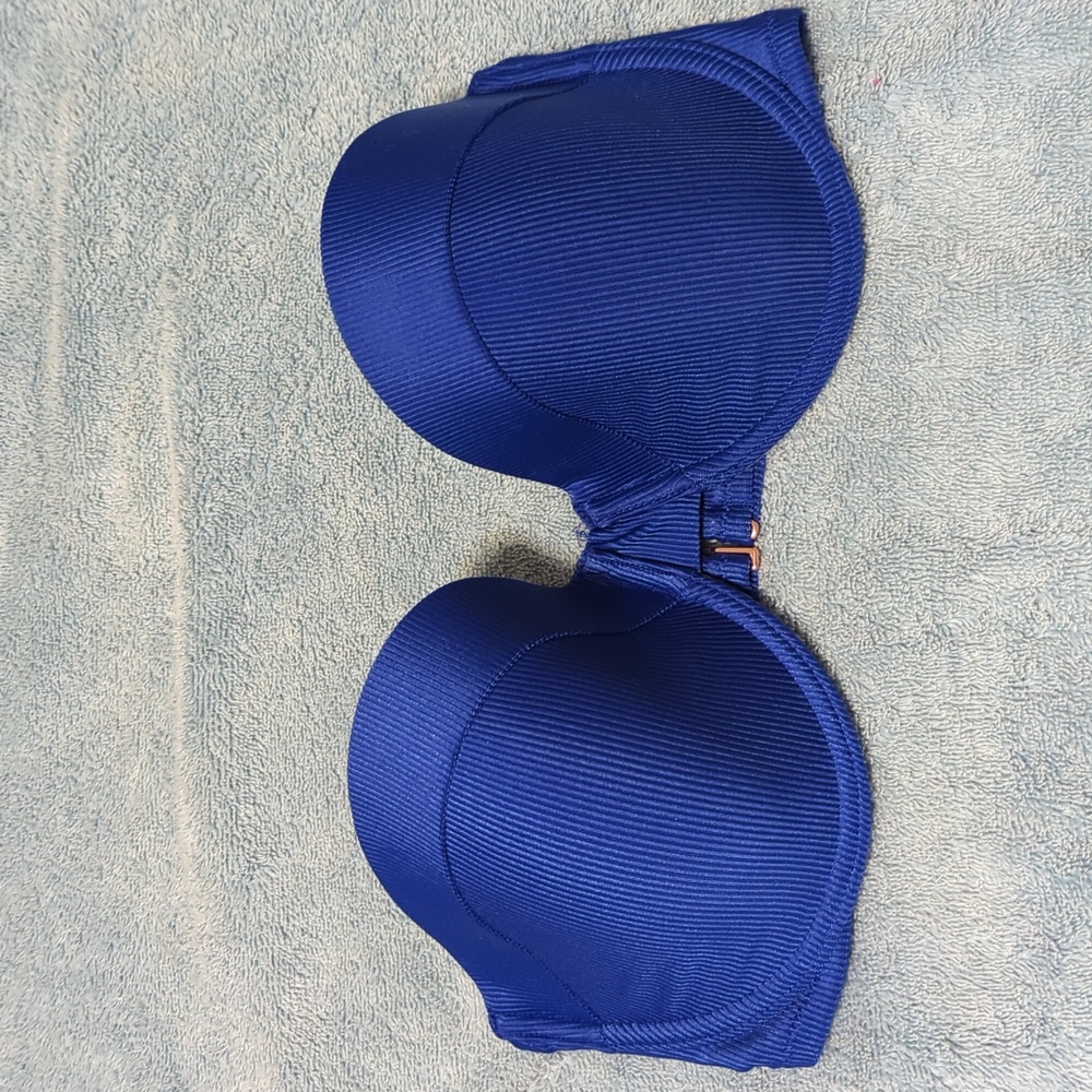 34DD ladies bikini top Shade & Shore nwot